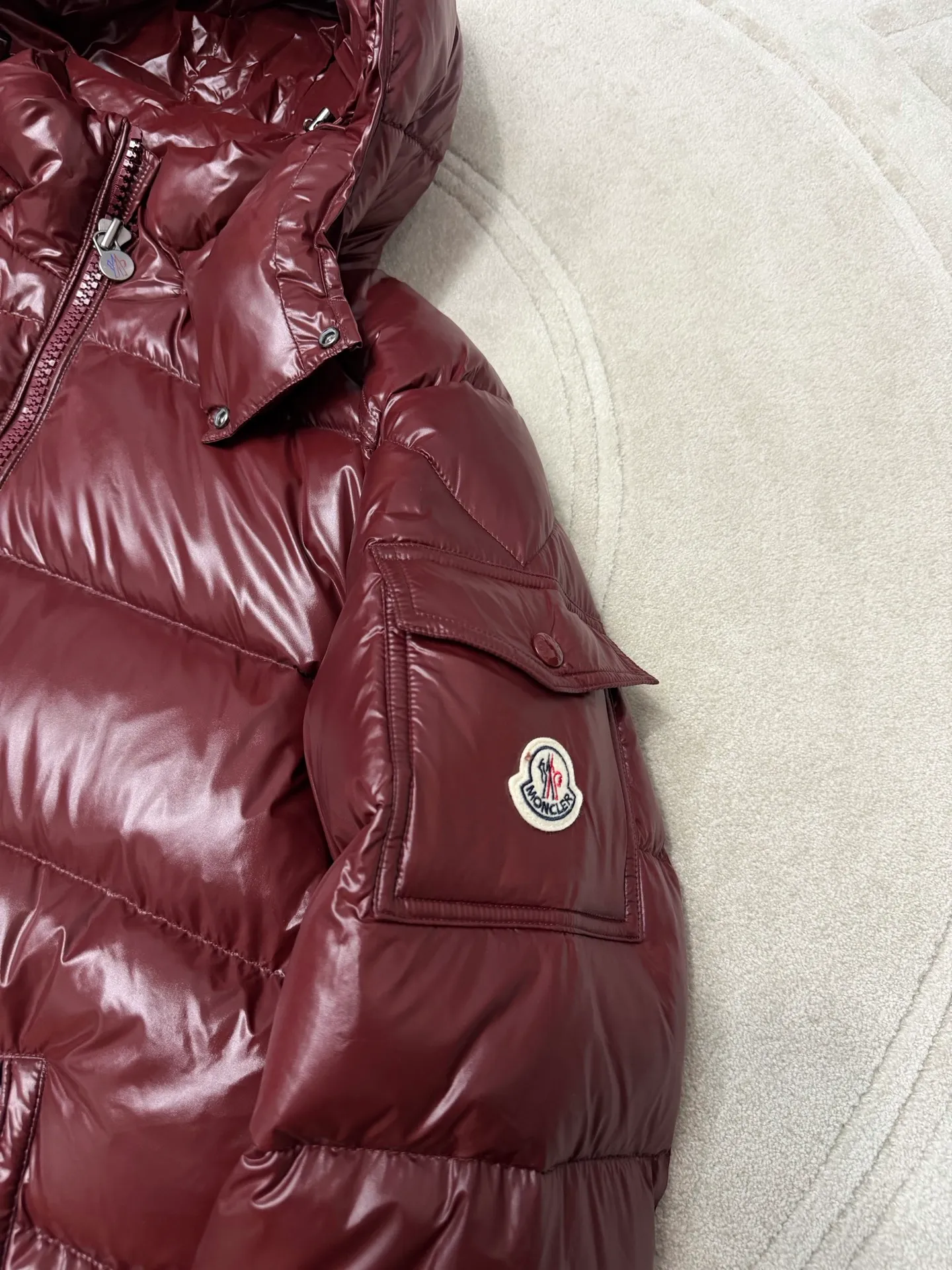 moncler Red Moner Maya ， Same Style !Lightweight ! ，Lightweight ， ， 、 ， 、 ， 、 LOGO、 、 ! Size：1-6